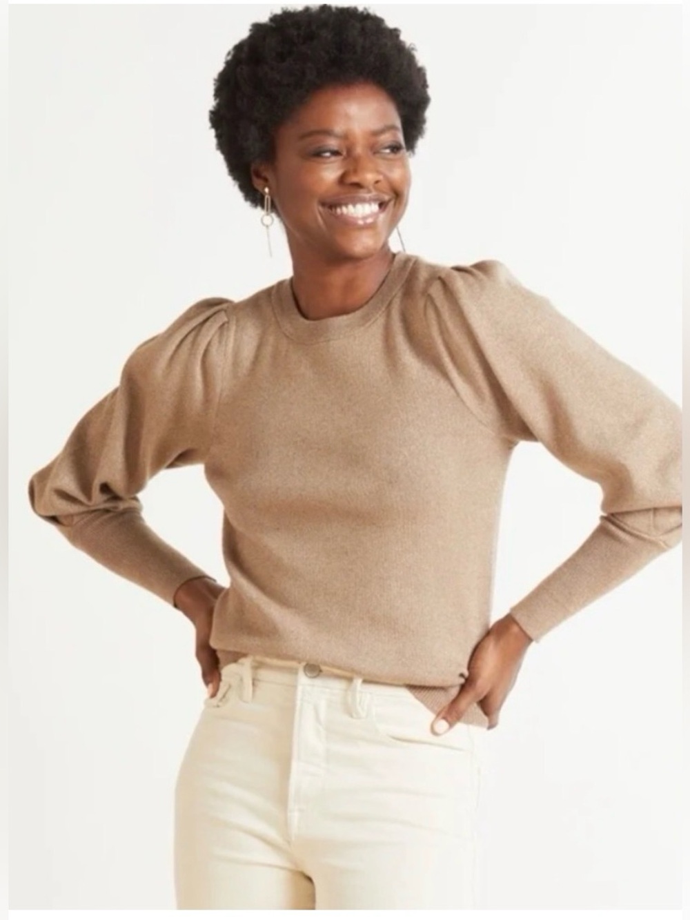 Evereve Lexi Balloon Sweater in Metallic Gold